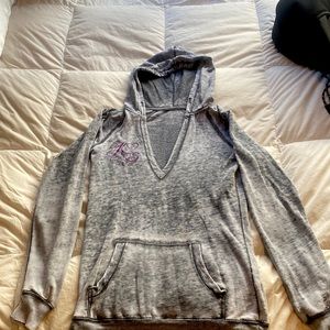 Light weight sweatshirt